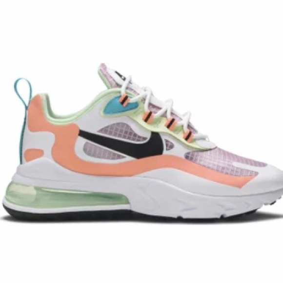 - Nike 270 react se - Picture 2 of 4